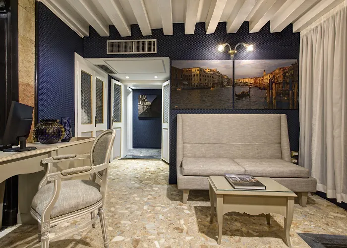 Gkk Exclusive Private Guest house