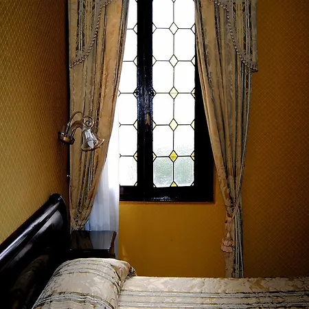 Gkk Exclusive Private