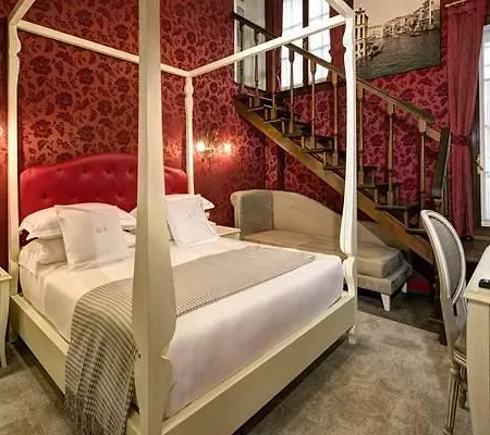 Gkk Exclusive Private البندقية